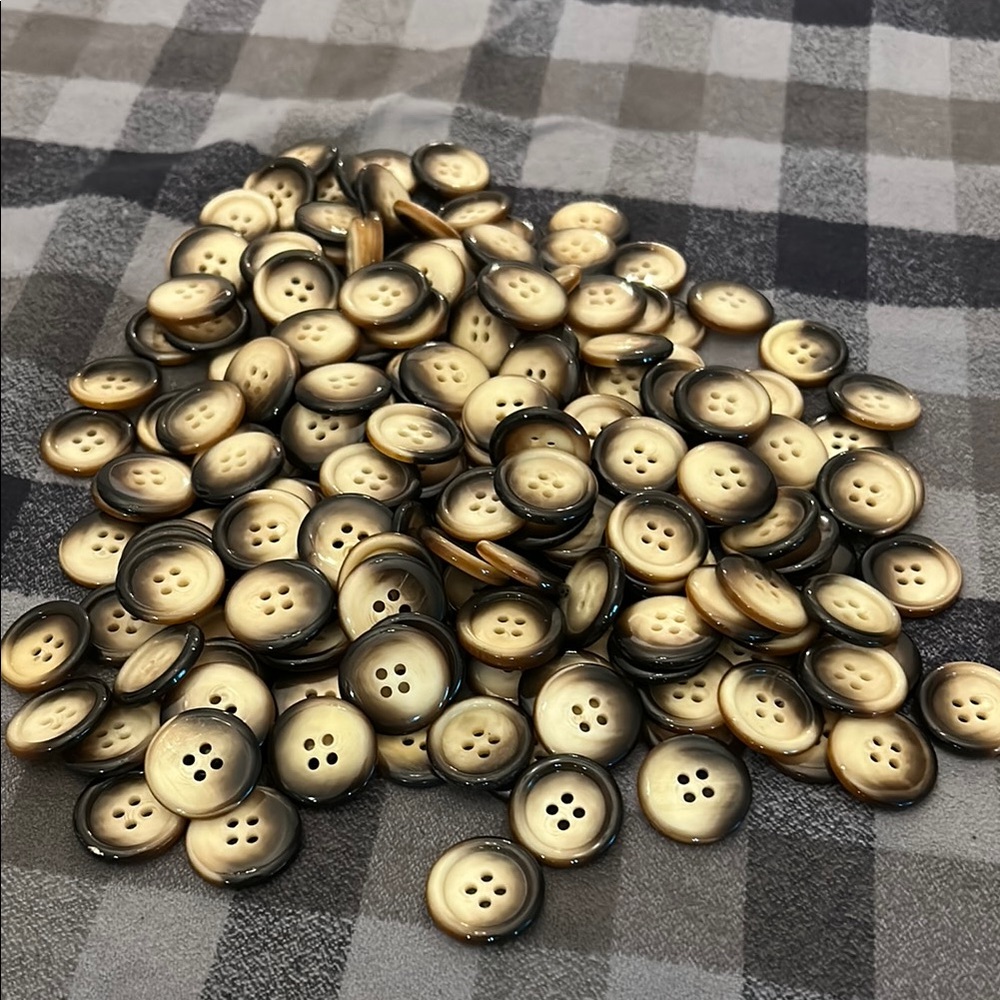 Vintage resin horn buttons cream brown 200 matching crafting up cycle notions